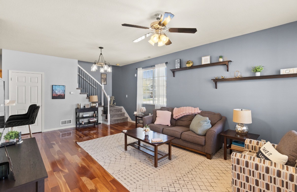 852 SE Mulberry Lane