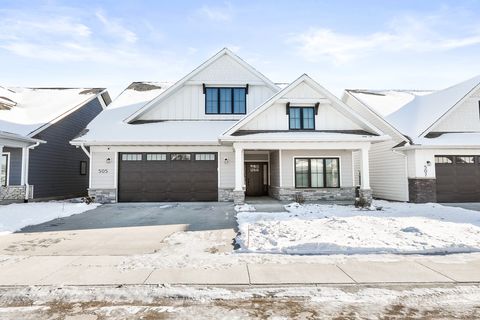 505 Vintage Lane Pella IA 50219