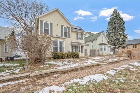 1124 Walker Street Des Moines IA 50316