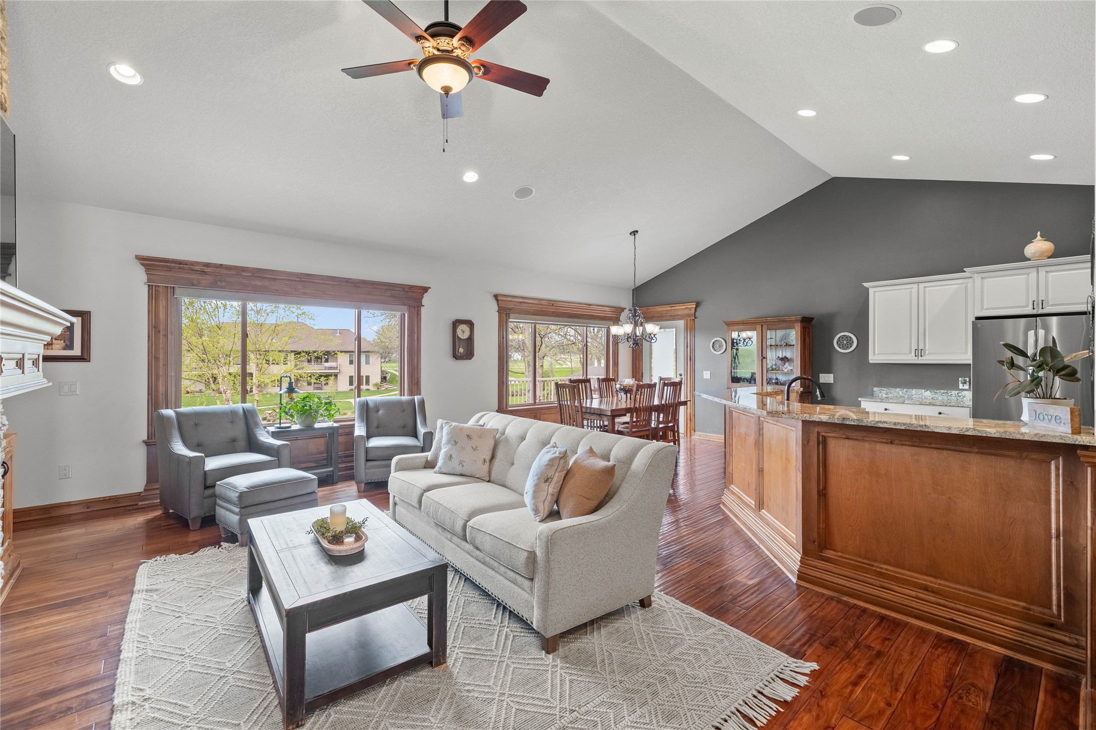 904 Eagle Creek Boulevard SW