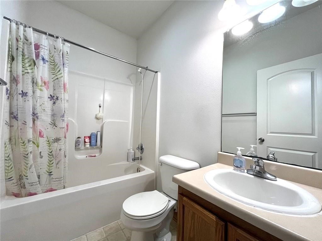 2101 4th Avenue, Altoona, Iowa image 9