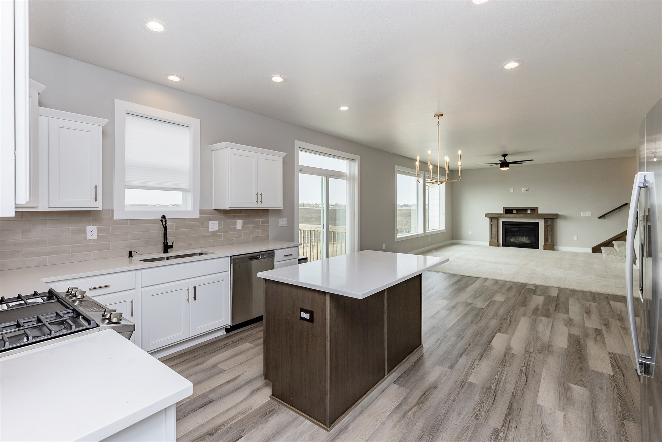 3144 Lakeview Drive, Altoona, Iowa image 12