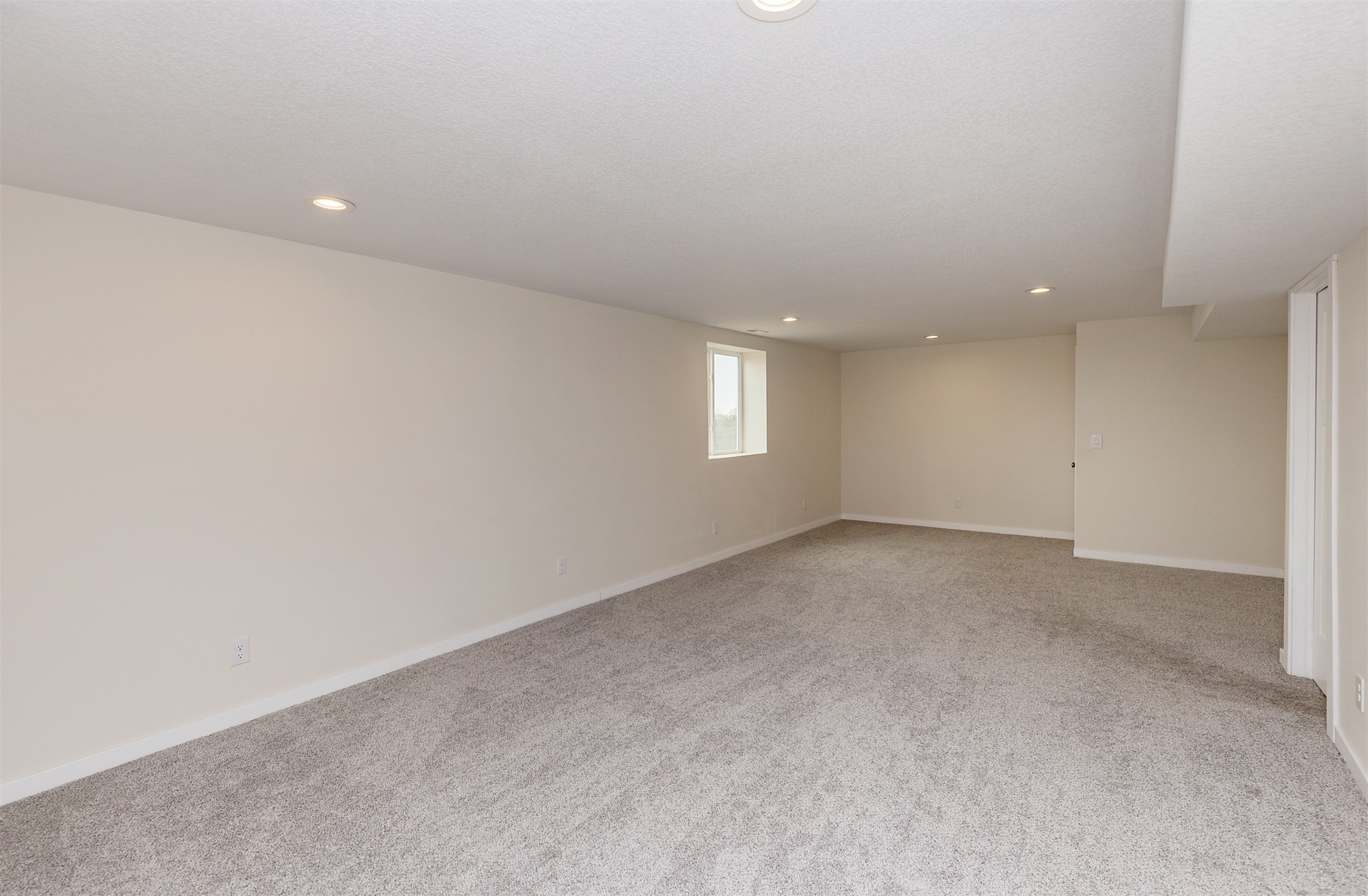 3144 Lakeview Drive, Altoona, Iowa image 26
