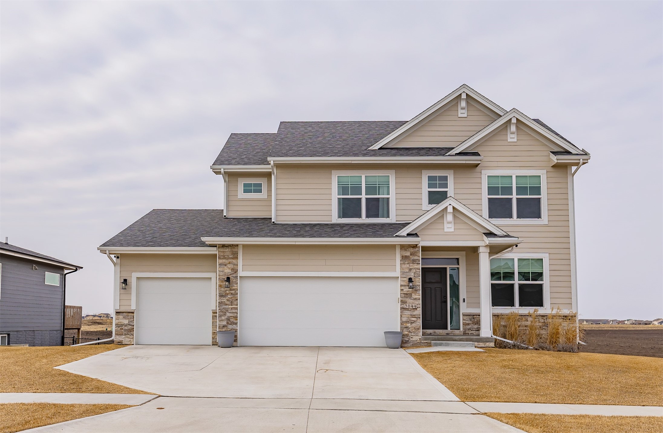 3144 Lakeview Drive, Altoona, Iowa image 1