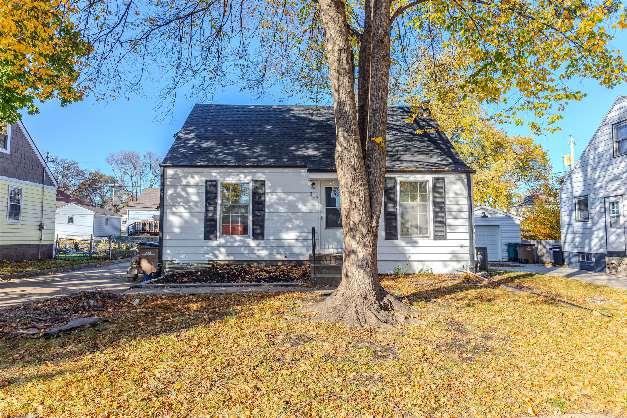 313 Hillside Avenue, West Des Moines, Iowa image 2