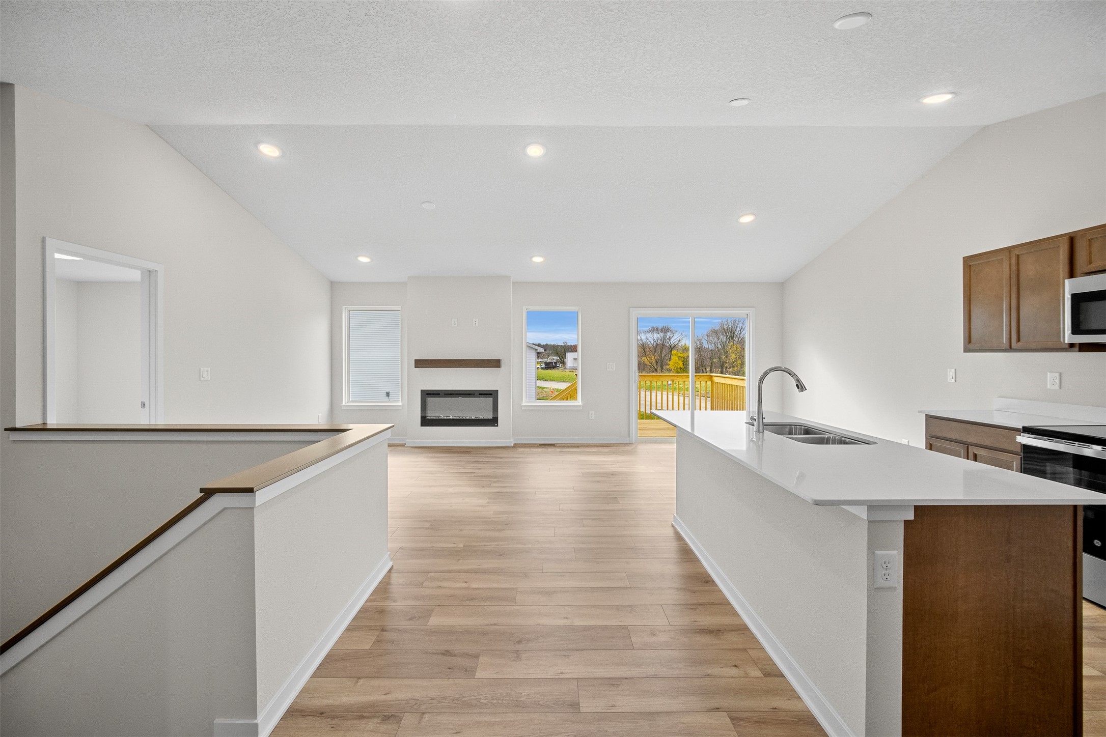4408 Honey Bee Ridge, Des Moines, Iowa image 8
