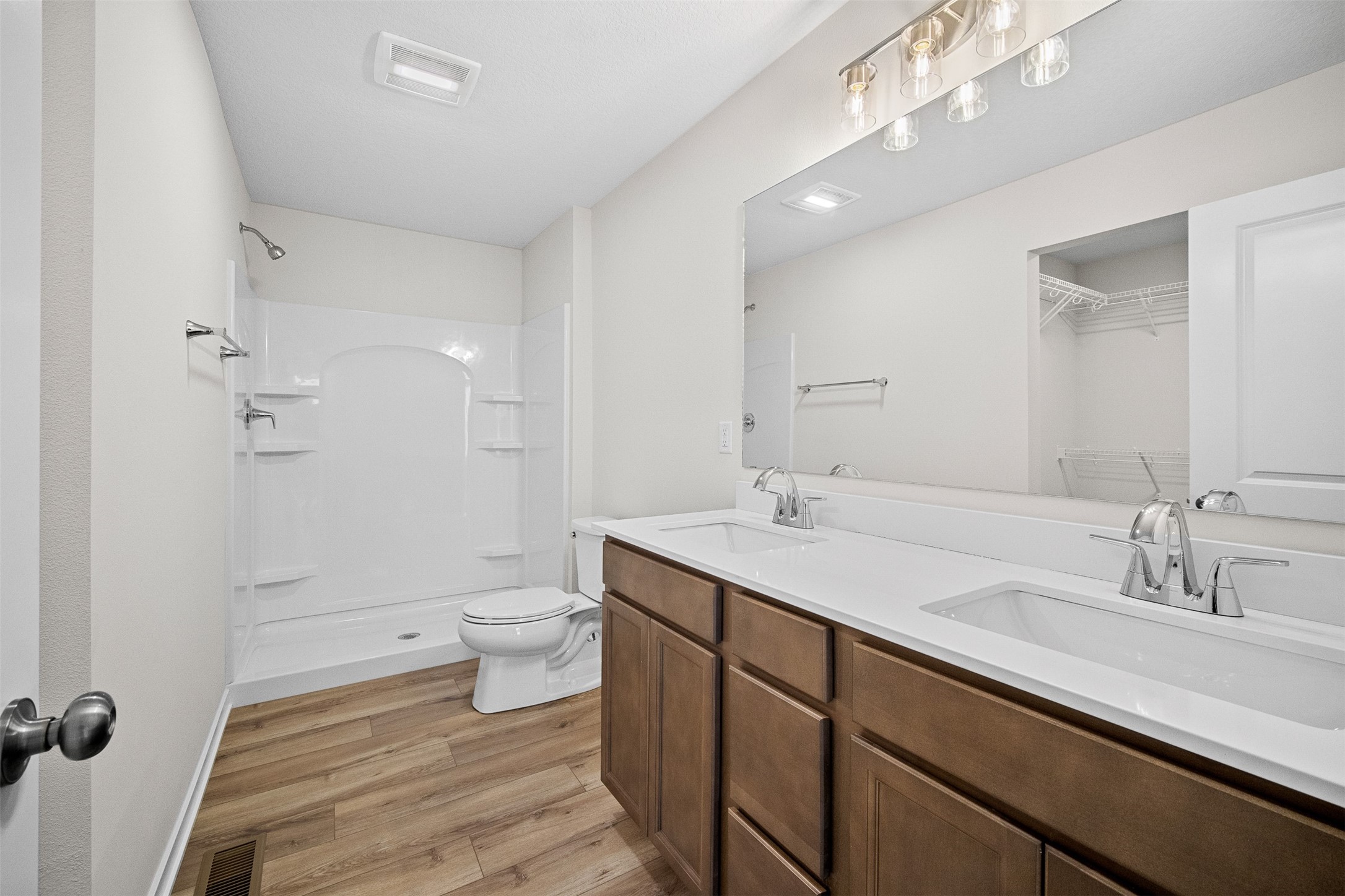 4408 Honey Bee Ridge, Des Moines, Iowa image 18