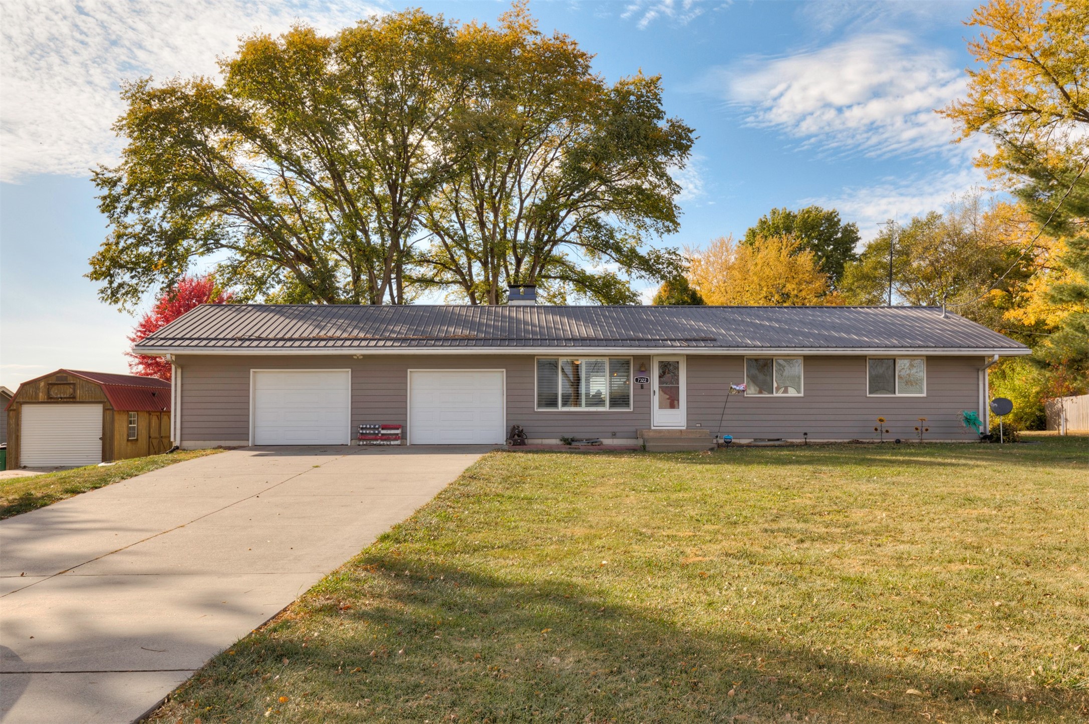 7322 SE 52nd Street, Carlisle, Iowa image 1