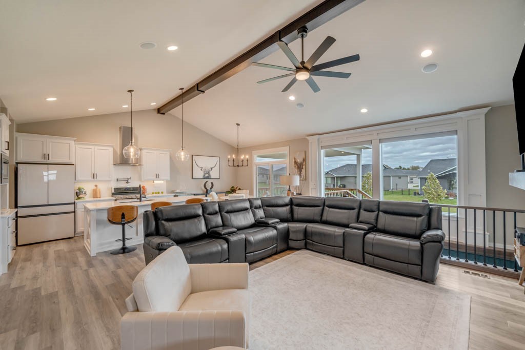 1108 NE Forest Ridge Court