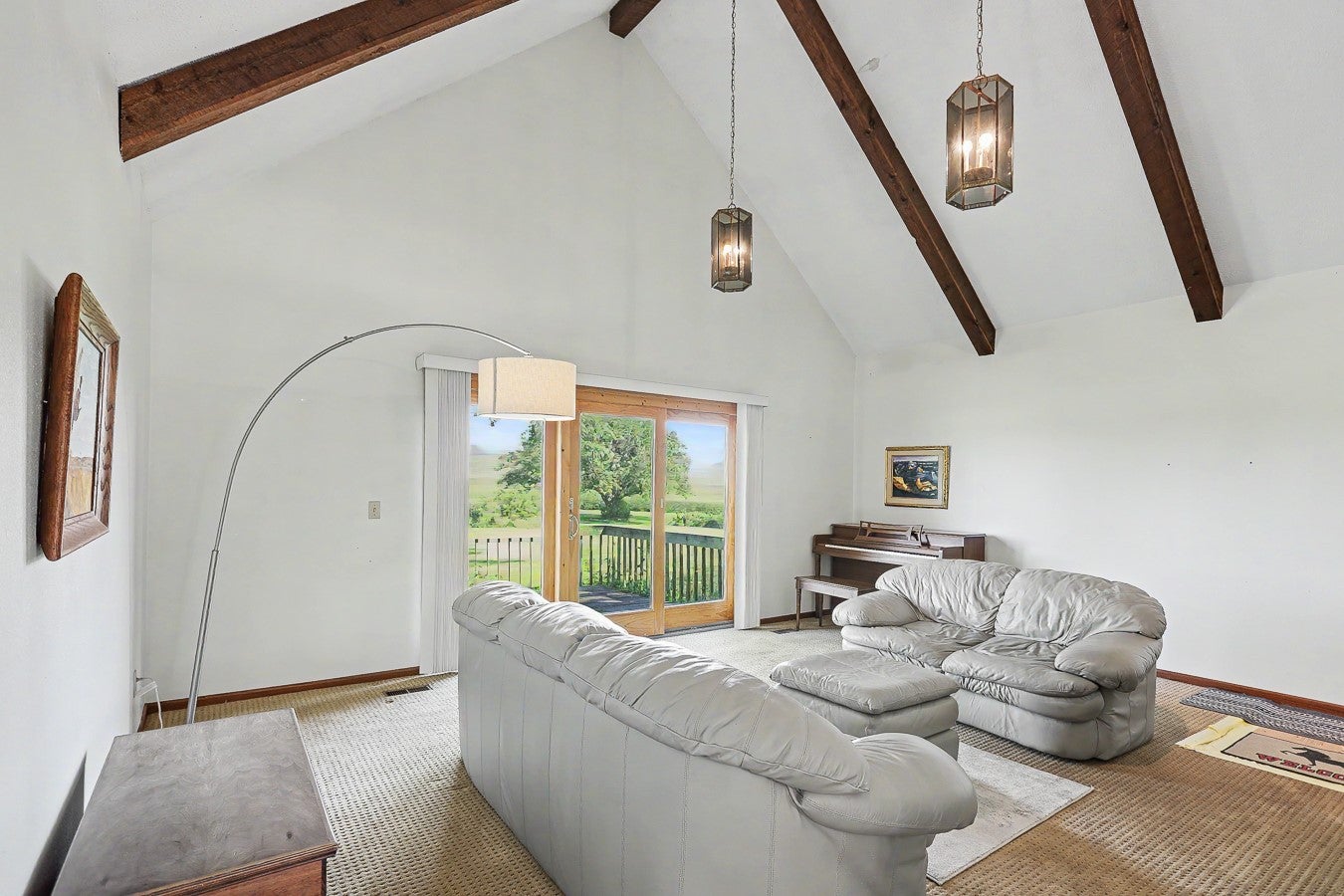 1470 Highway 102
