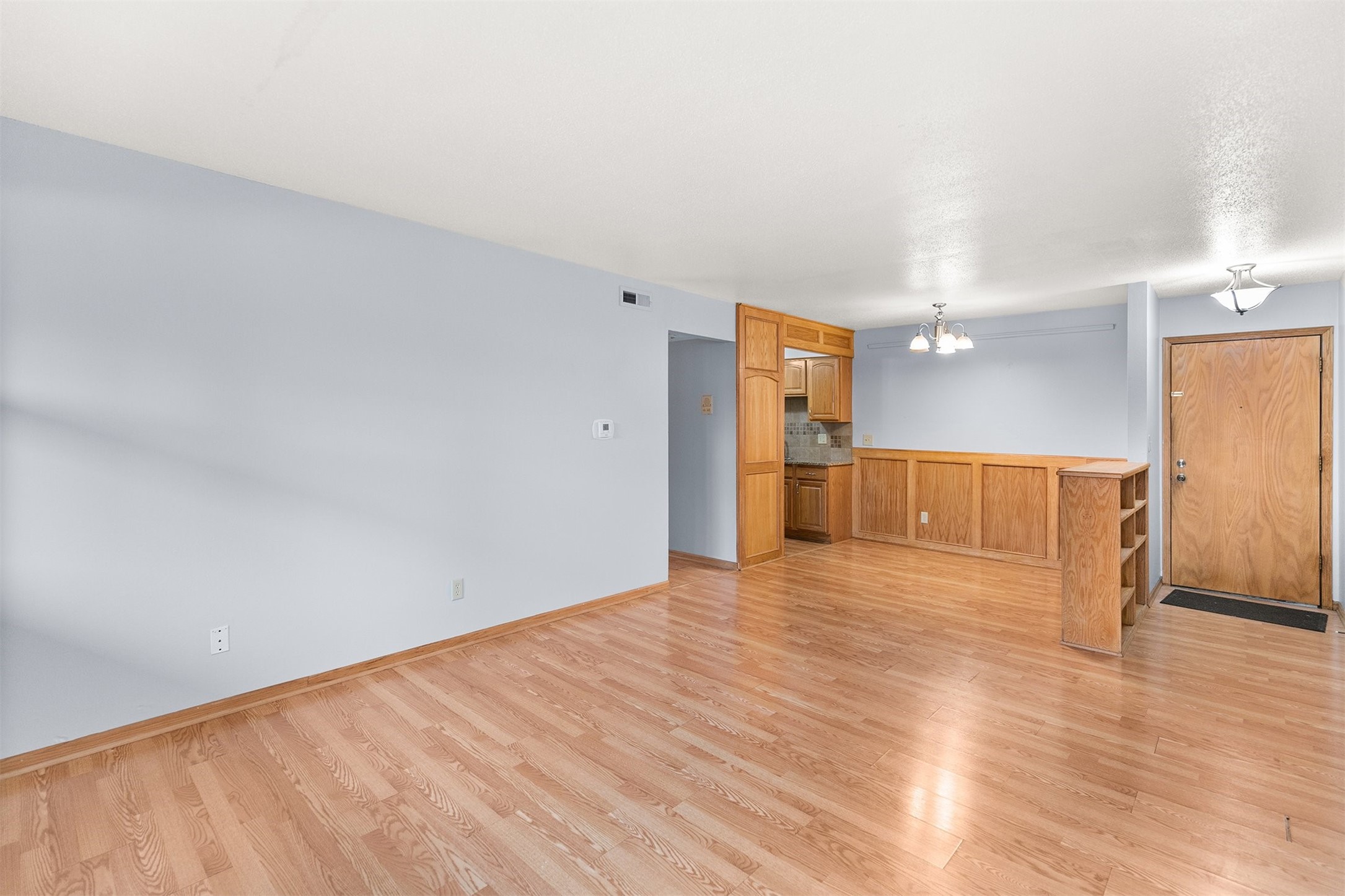 7815 Douglas Avenue #109, Urbandale, Iowa image 6