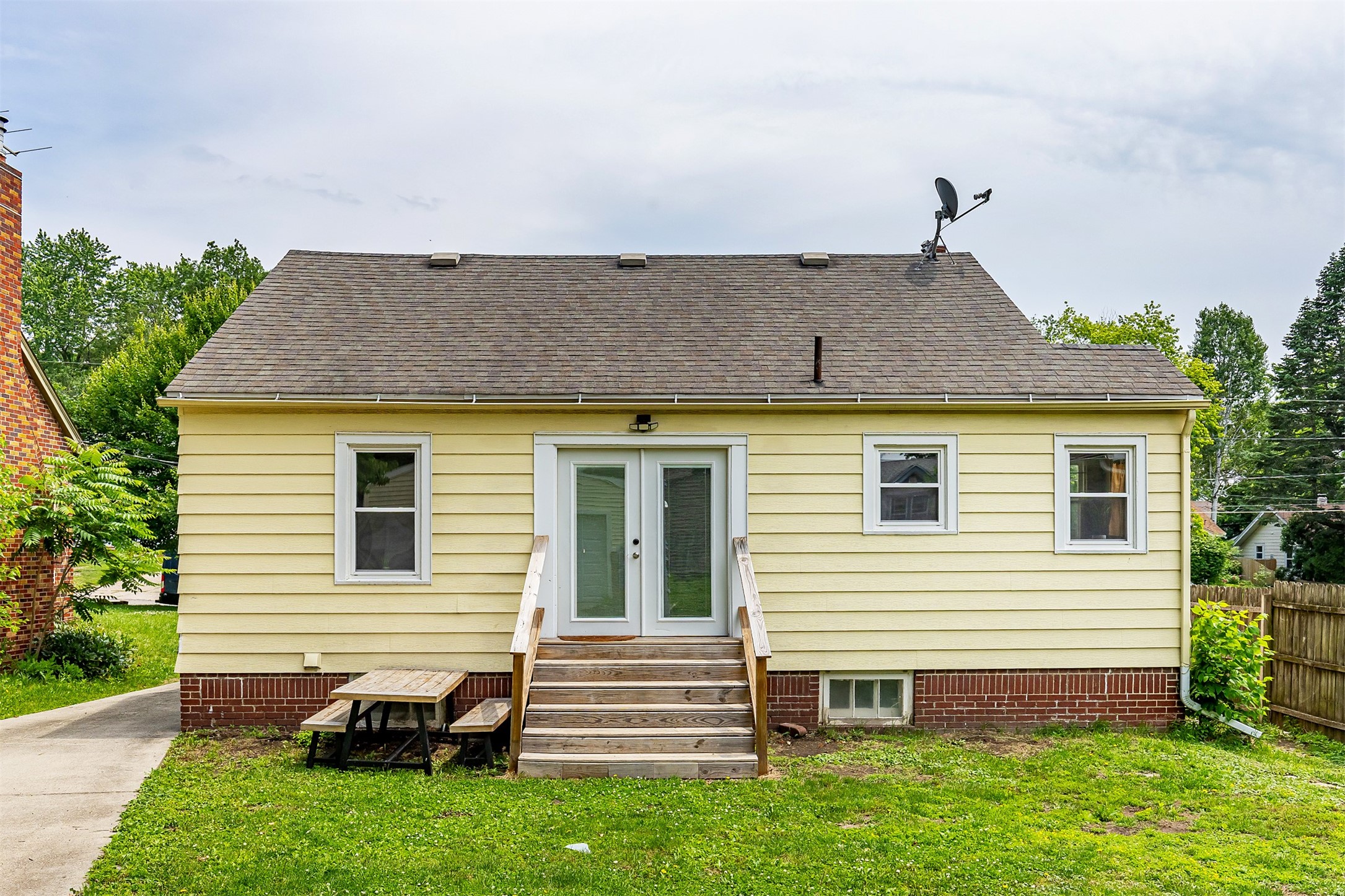 2004 40th Street, Des Moines, Iowa image 3