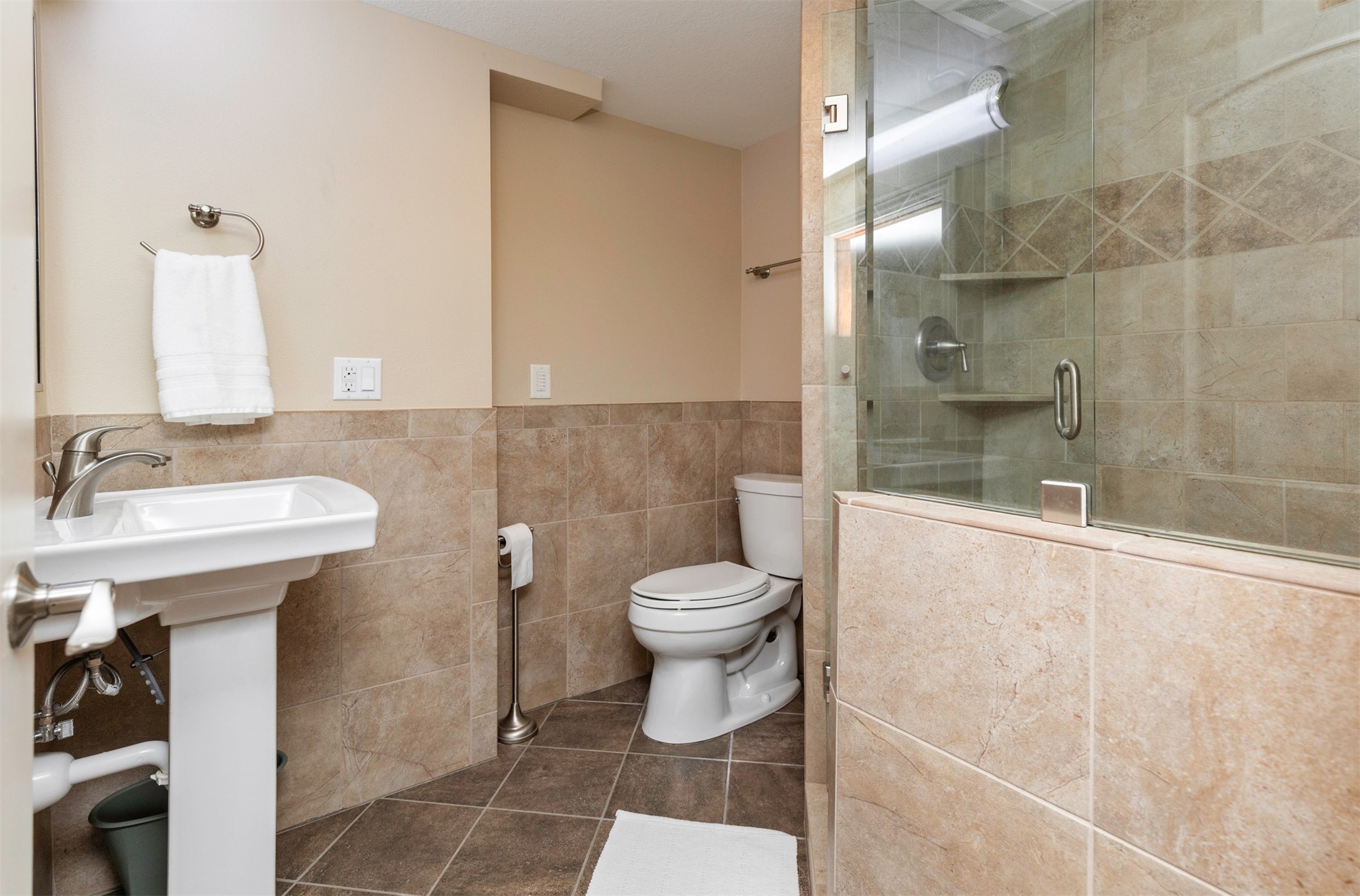 706 SE Uehlamar Drive, Ankeny, Iowa image 29