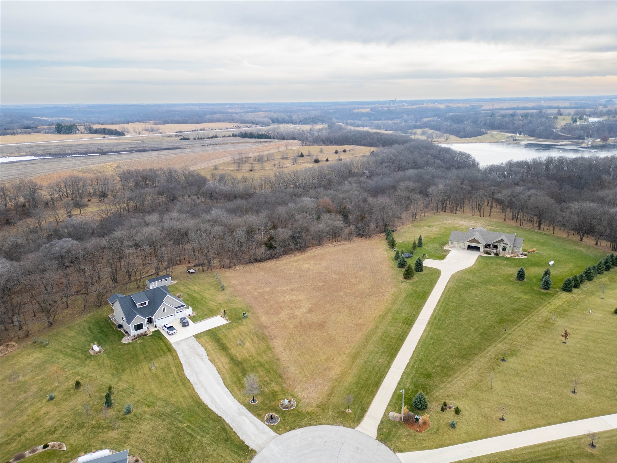 4922 Cedar Lane, Winterset, Iowa image 3