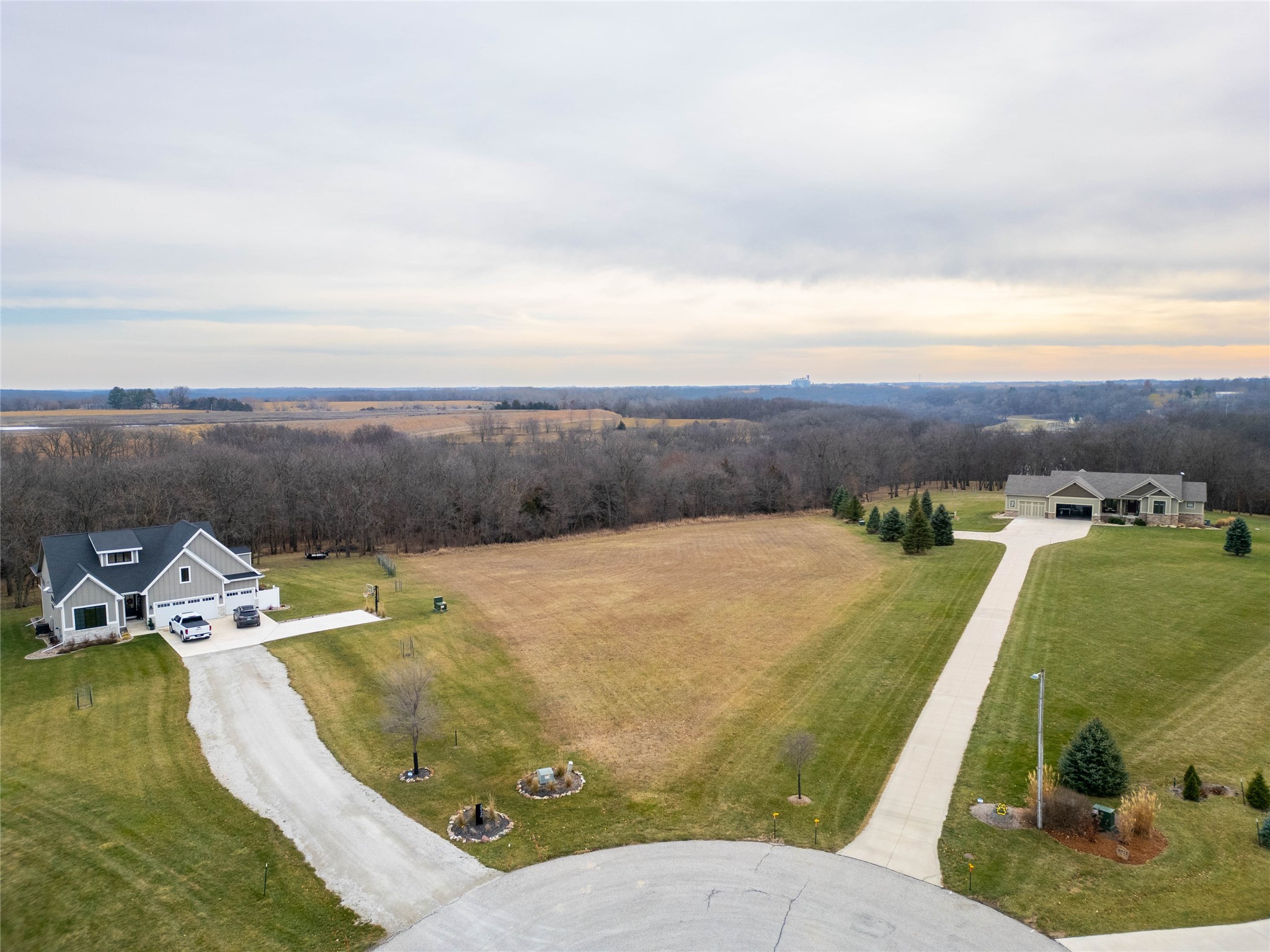 4922 Cedar Lane, Winterset, Iowa image 1