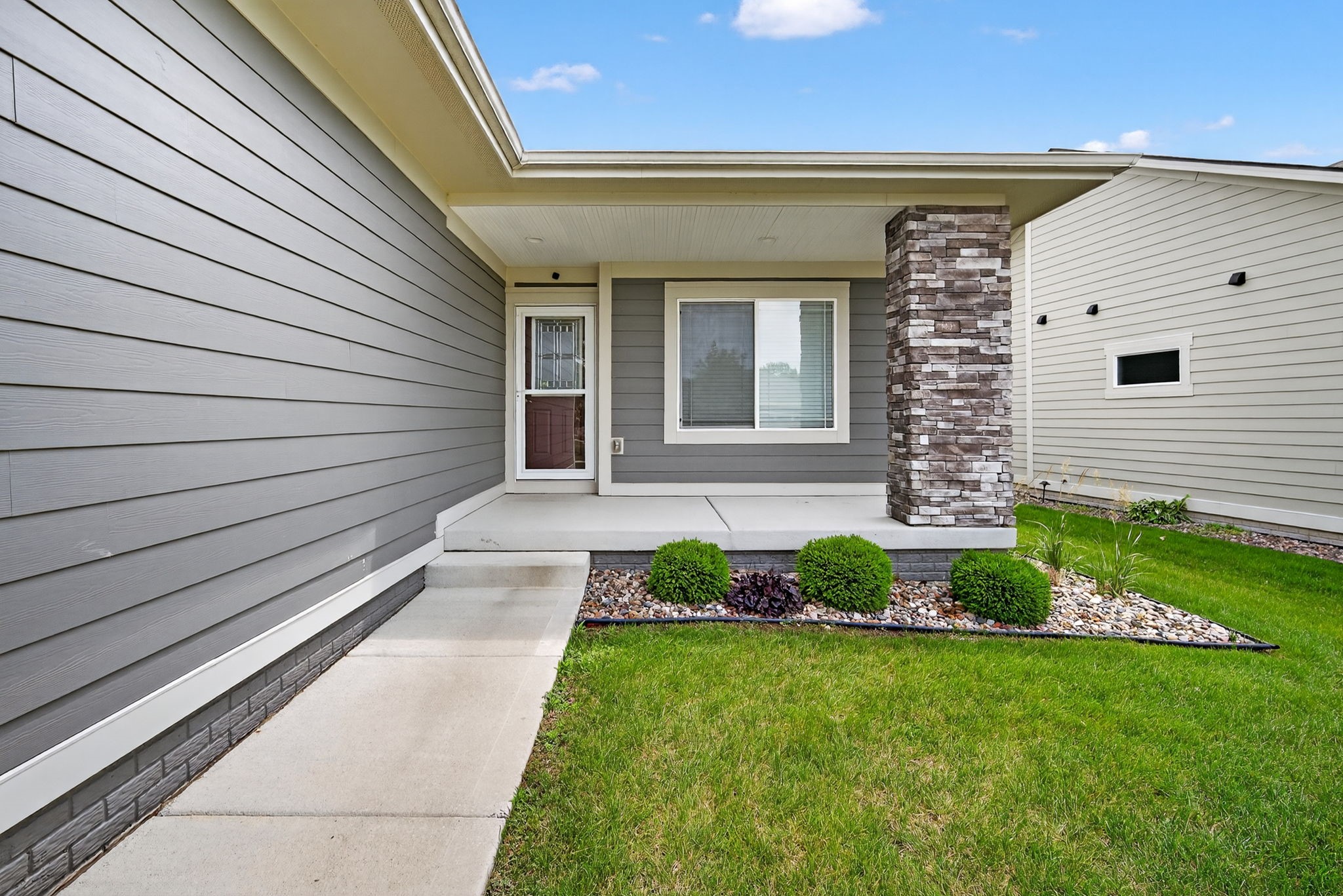 9322 Bellflower Lane