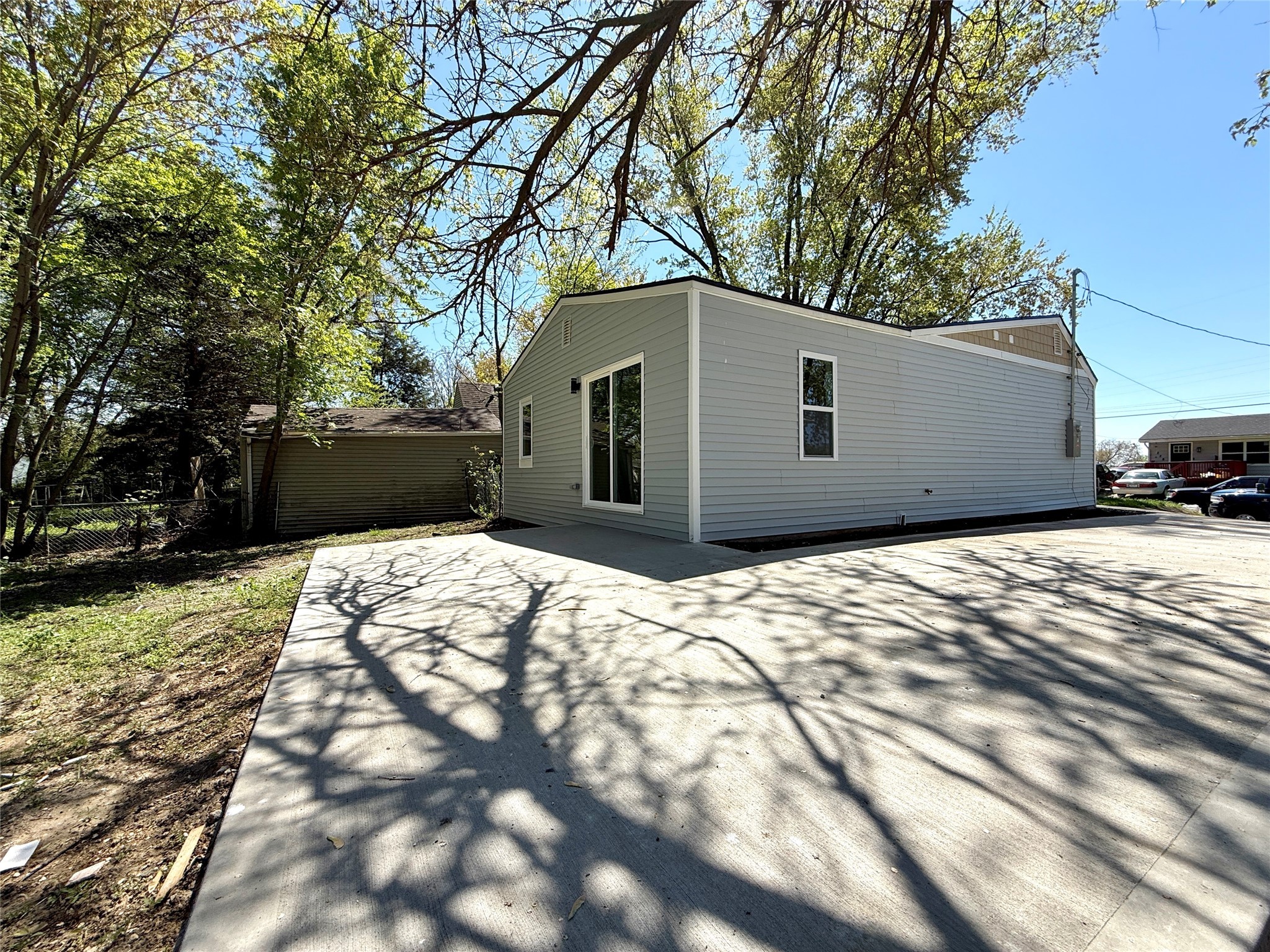 1227 E 36th Court, Des Moines, Iowa image 13