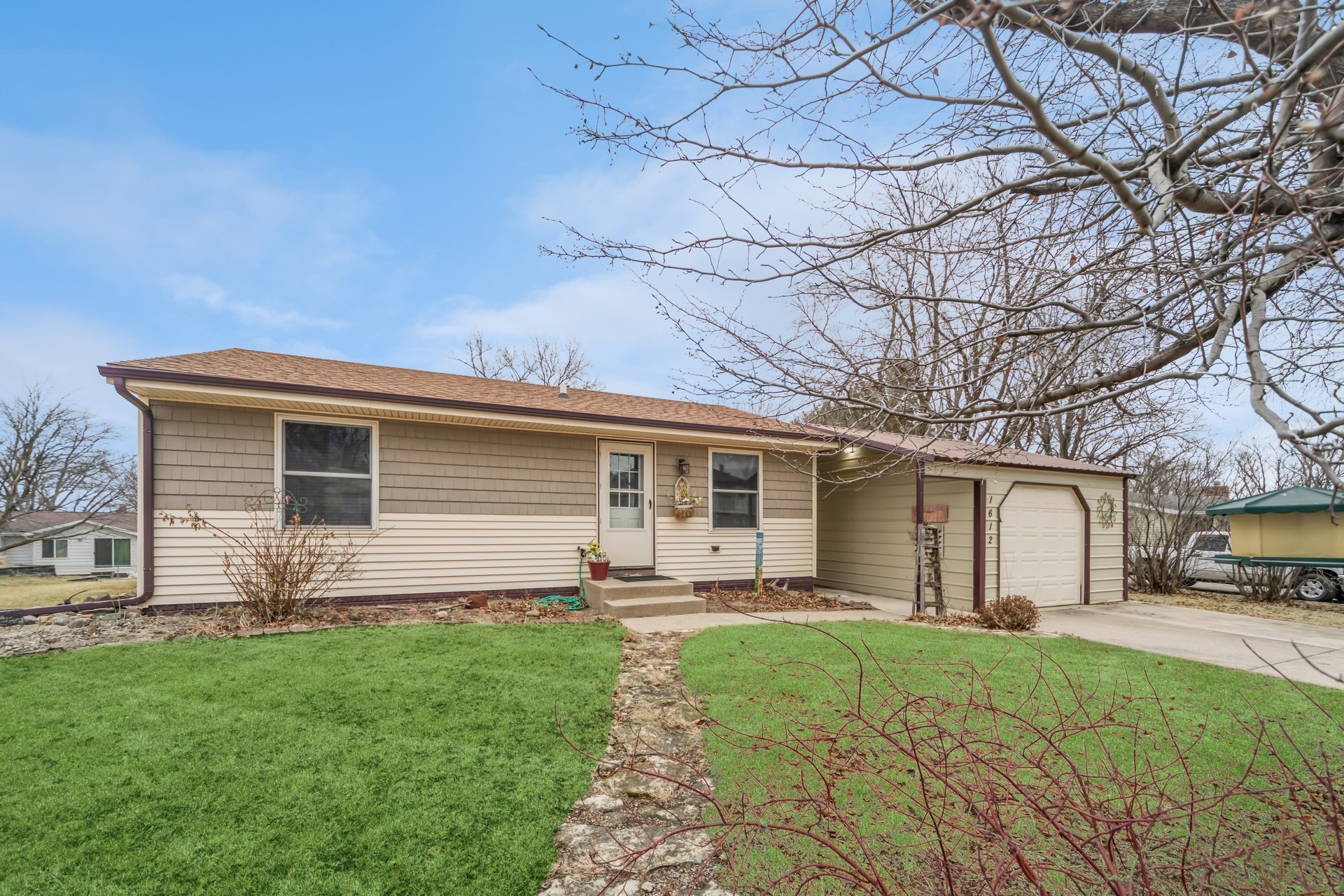 1612 Pleasant Street, Adel, Iowa image 2