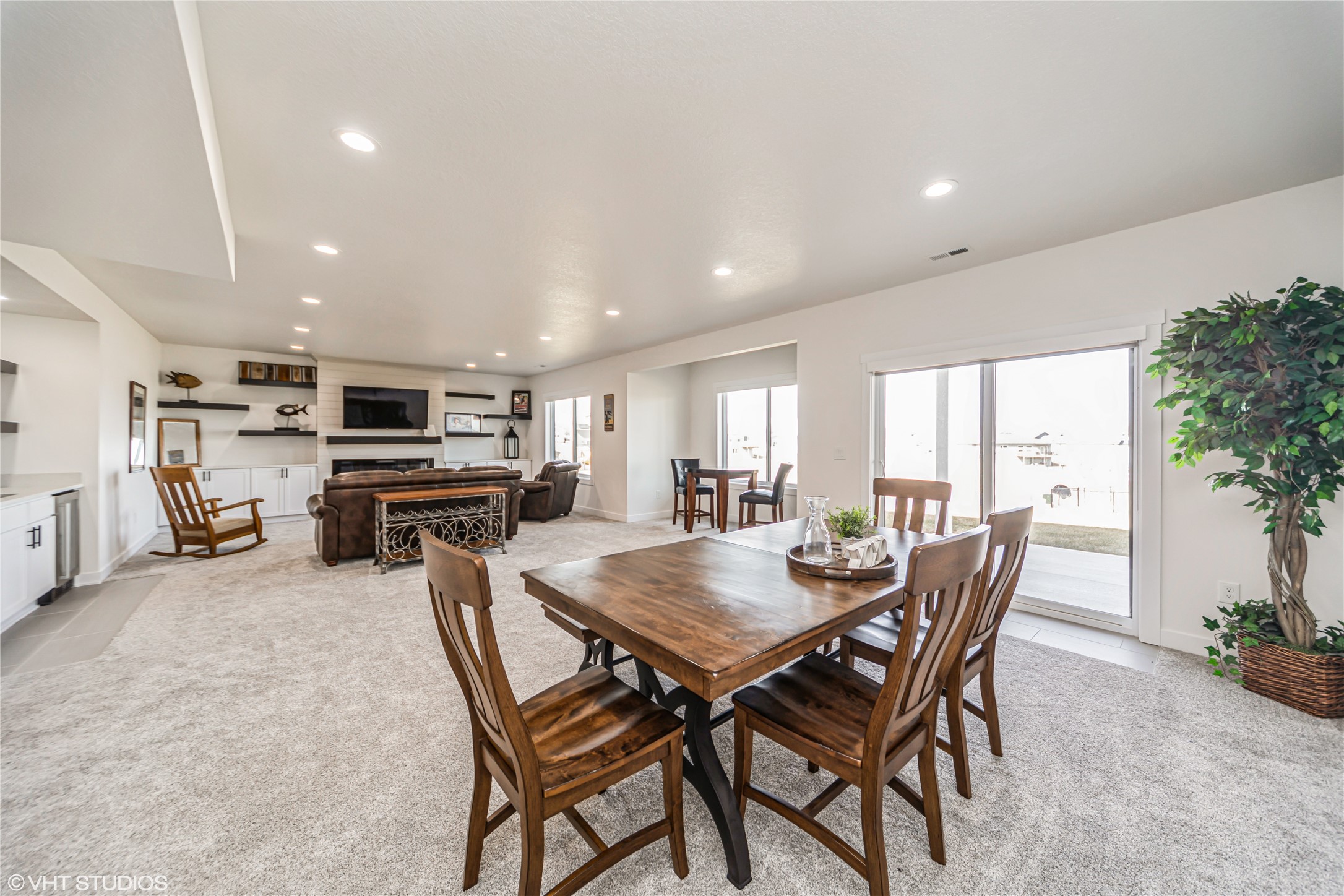 614 Ellis Circle, Adel, Iowa image 24