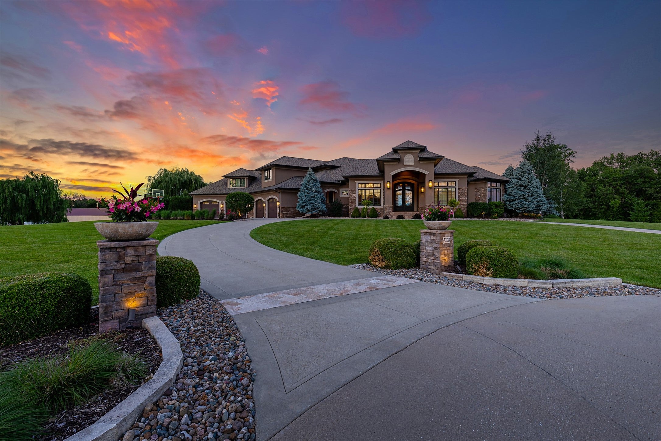 7308 NW 86th Street