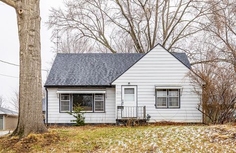 4119 Ardmore Road Des Moines IA 50310