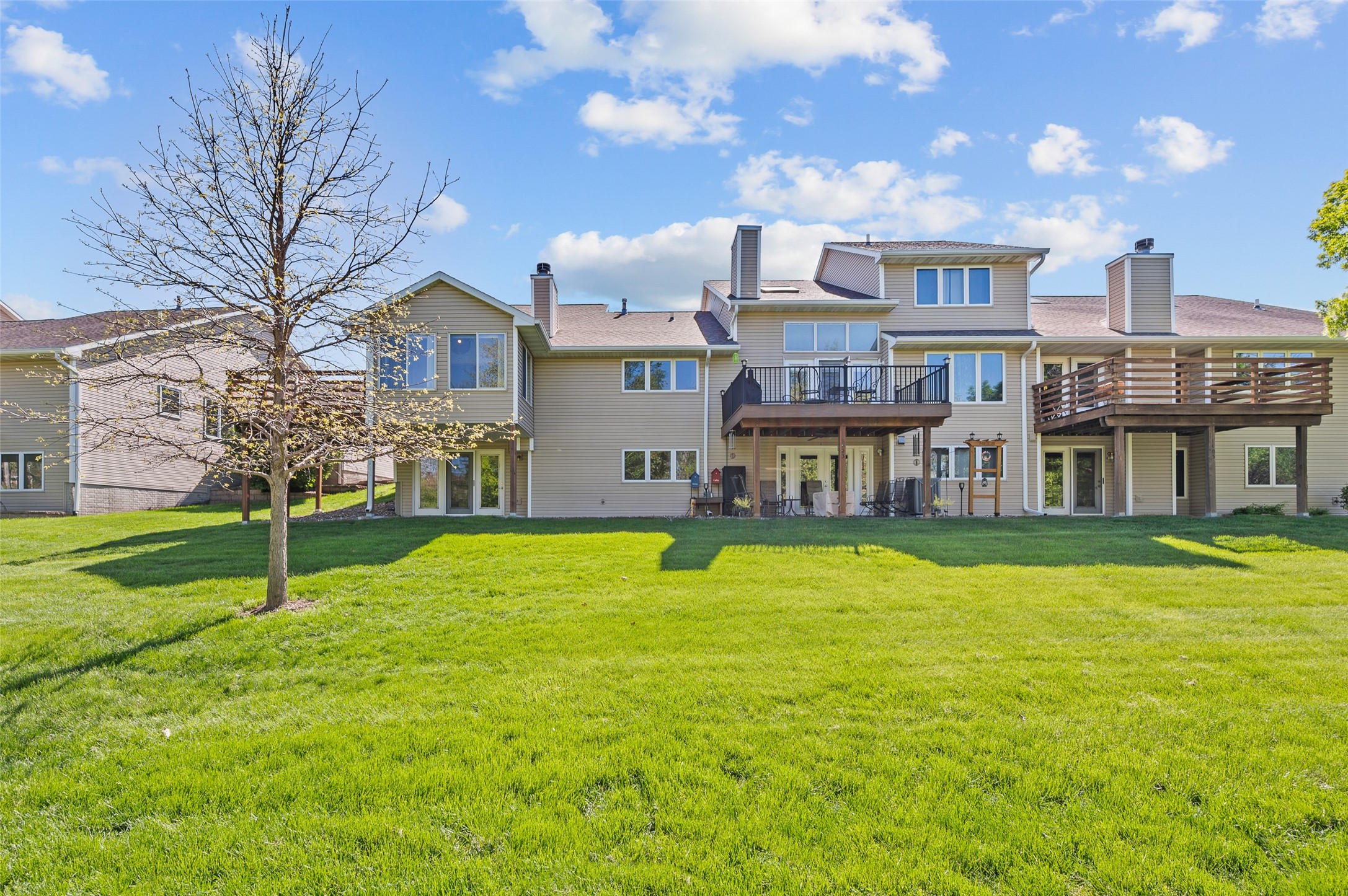 1401 NW Northwood Drive, Ankeny, Iowa image 2
