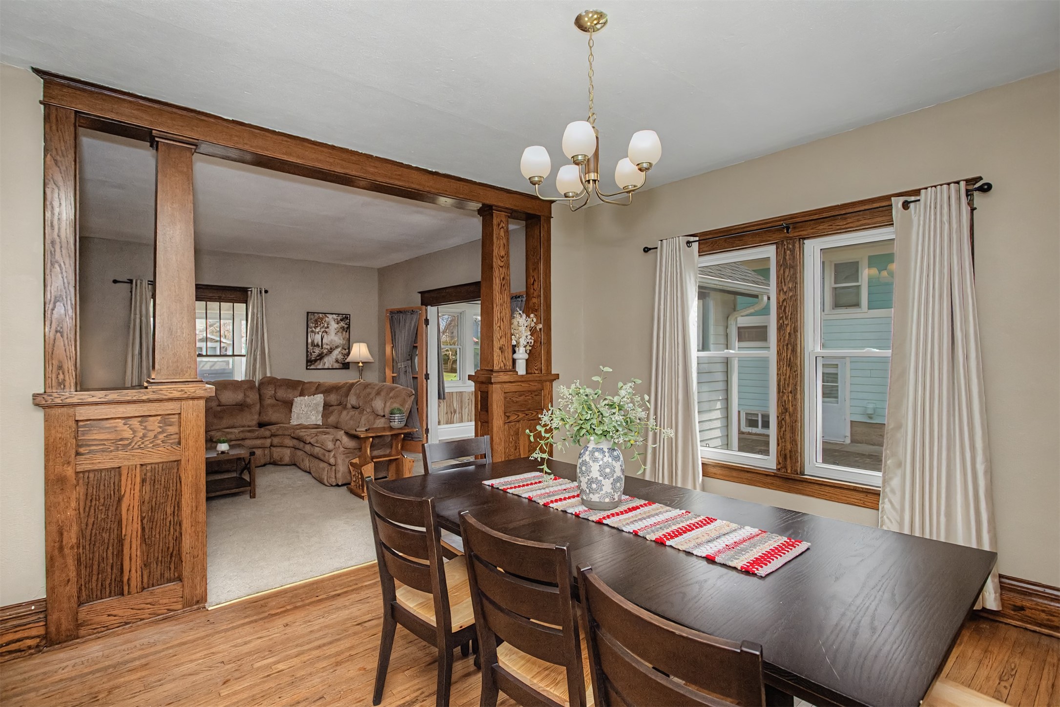 313 S Russell Avenue