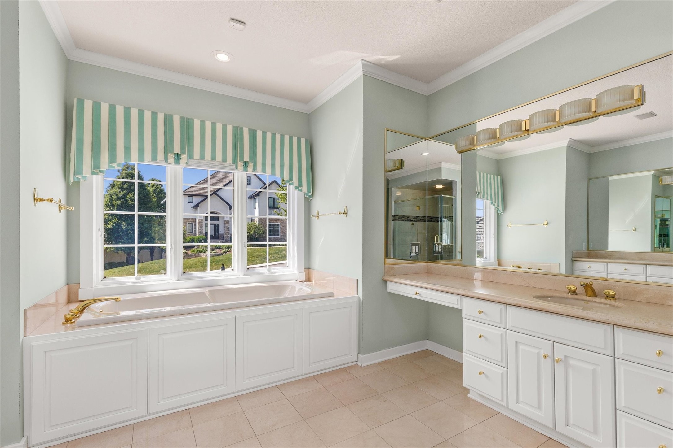 West Des Moines, Iowa, 50266, United States, 3 Bedrooms Bedrooms, ,6 BathroomsBathrooms,Residential,Active,2052022