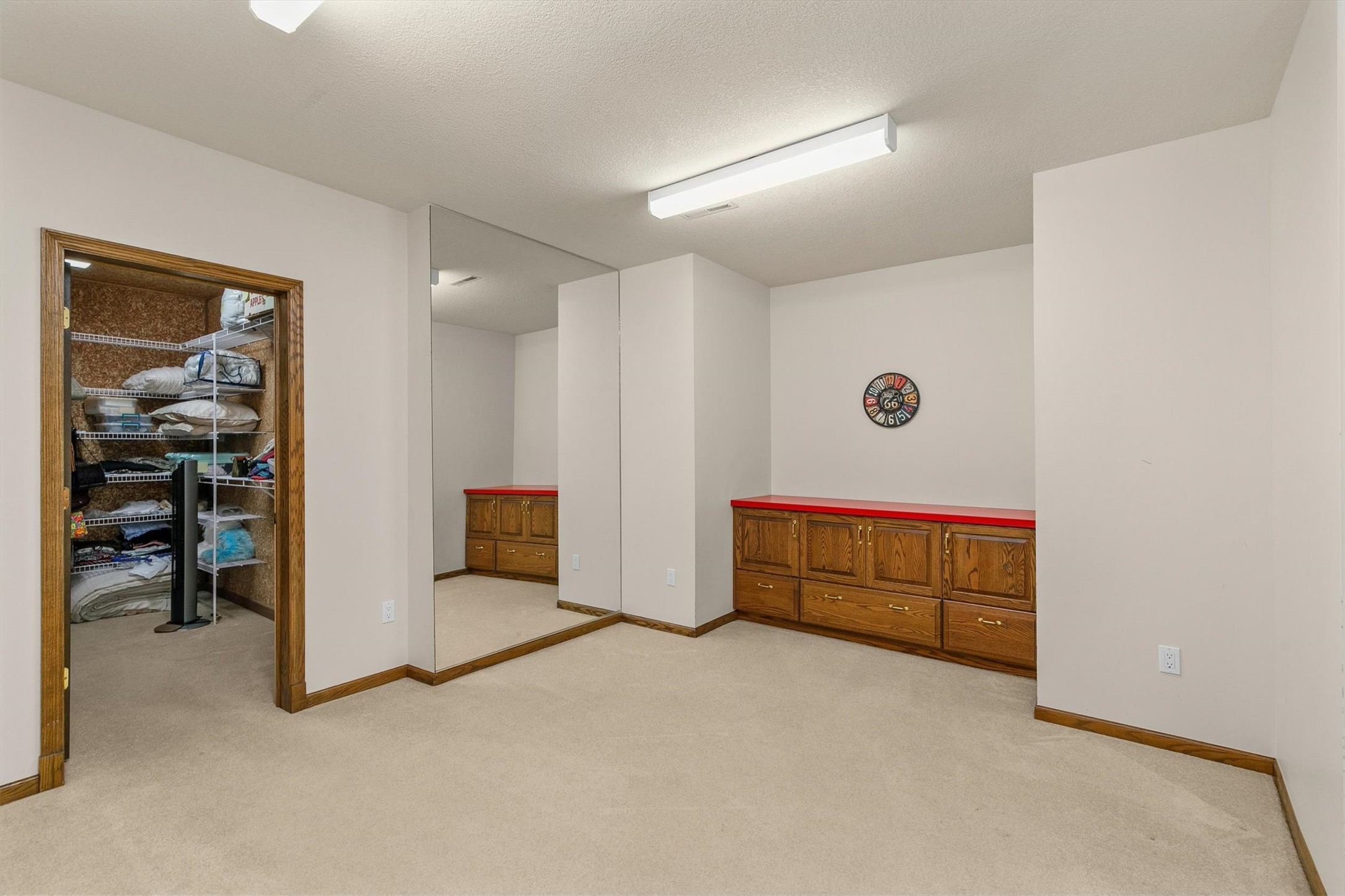 West Des Moines, Iowa, 50266, United States, 3 Bedrooms Bedrooms, ,6 BathroomsBathrooms,Residential,Active,2052022