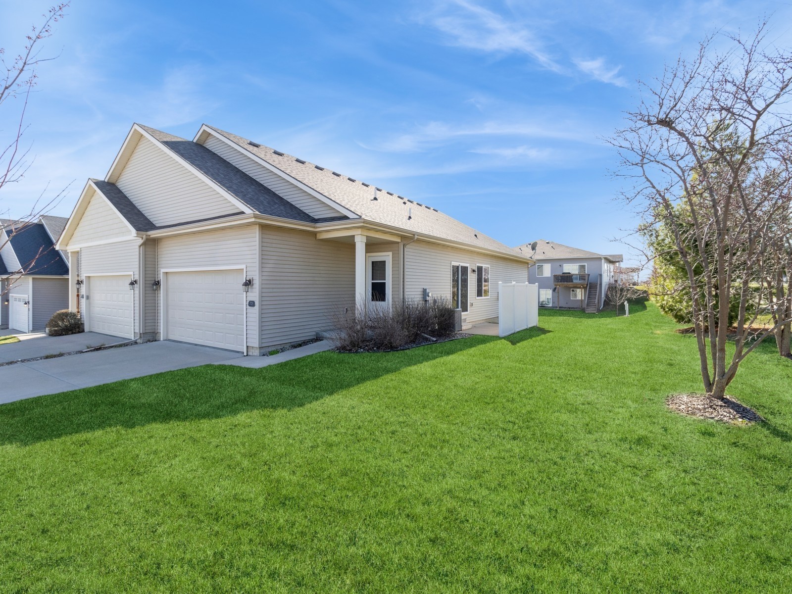 725 Dogwood Lane, Norwalk, Iowa image 1