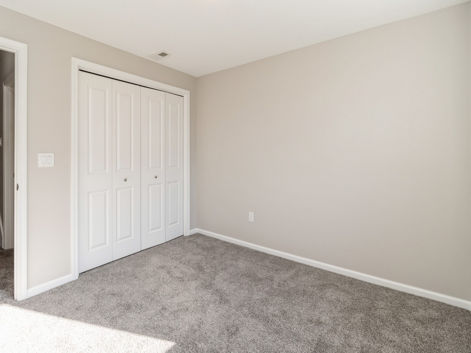 725 Dogwood Lane, Norwalk, Iowa image 27