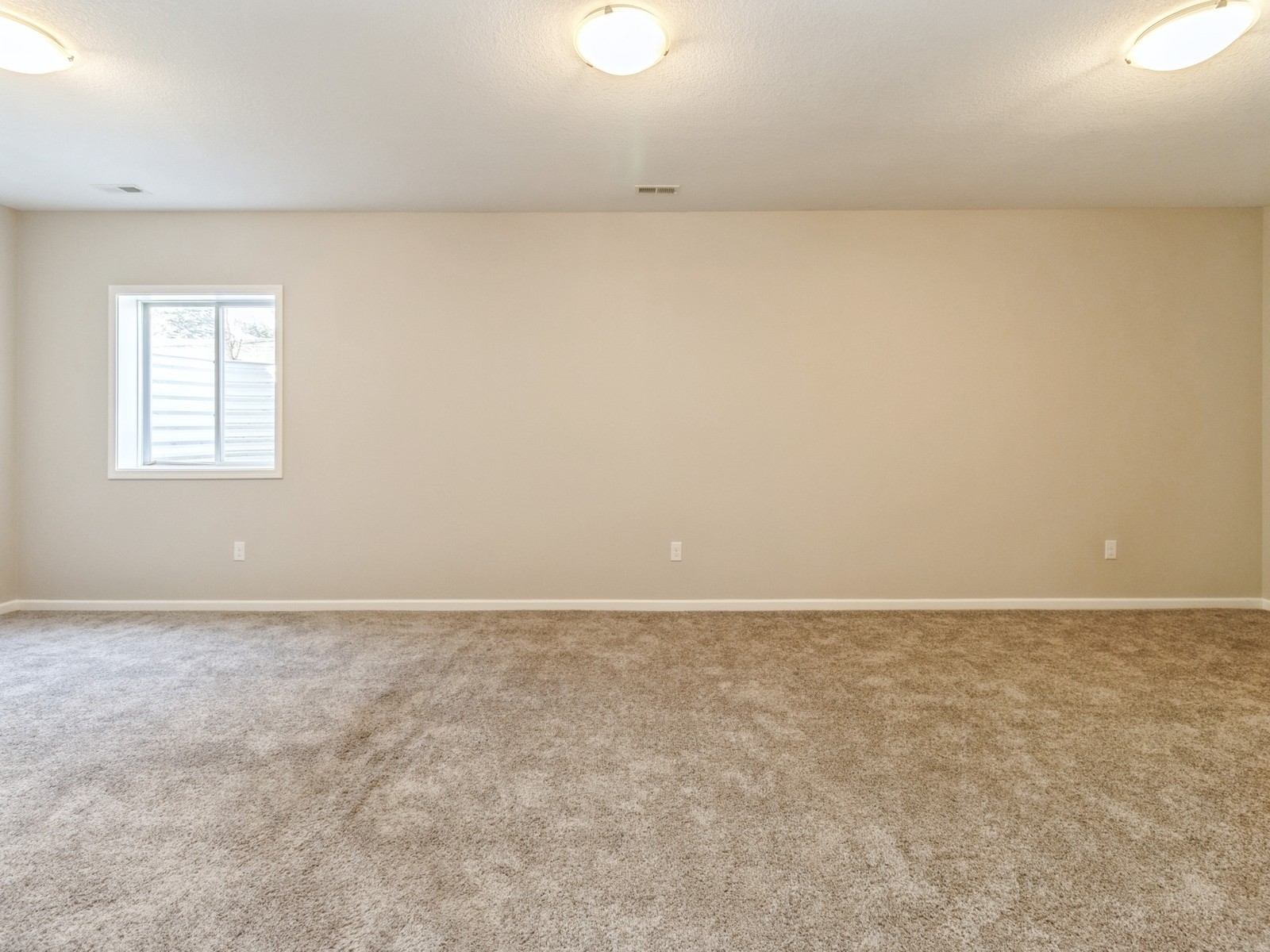 725 Dogwood Lane, Norwalk, Iowa image 25