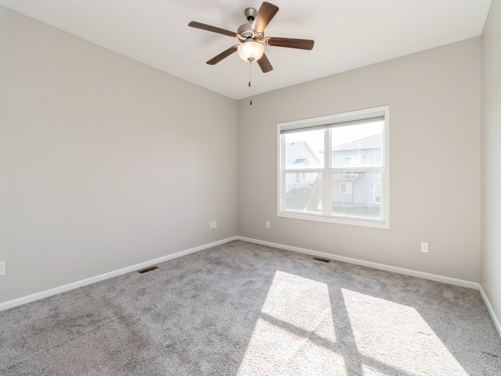 725 Dogwood Lane, Norwalk, Iowa image 10