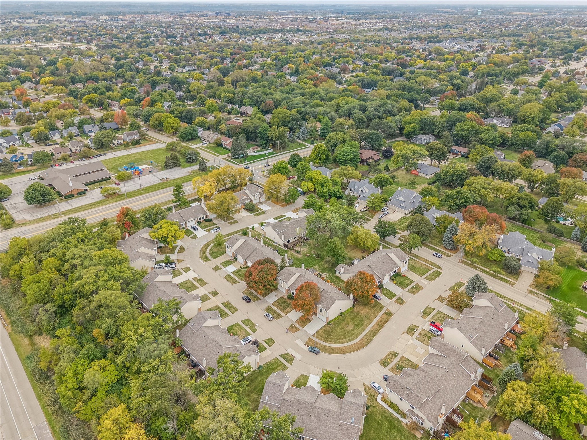 West Des Moines, Iowa 50266, United States, 3 Bedrooms Bedrooms, ,3 BathroomsBathrooms,Residential,Active,228000