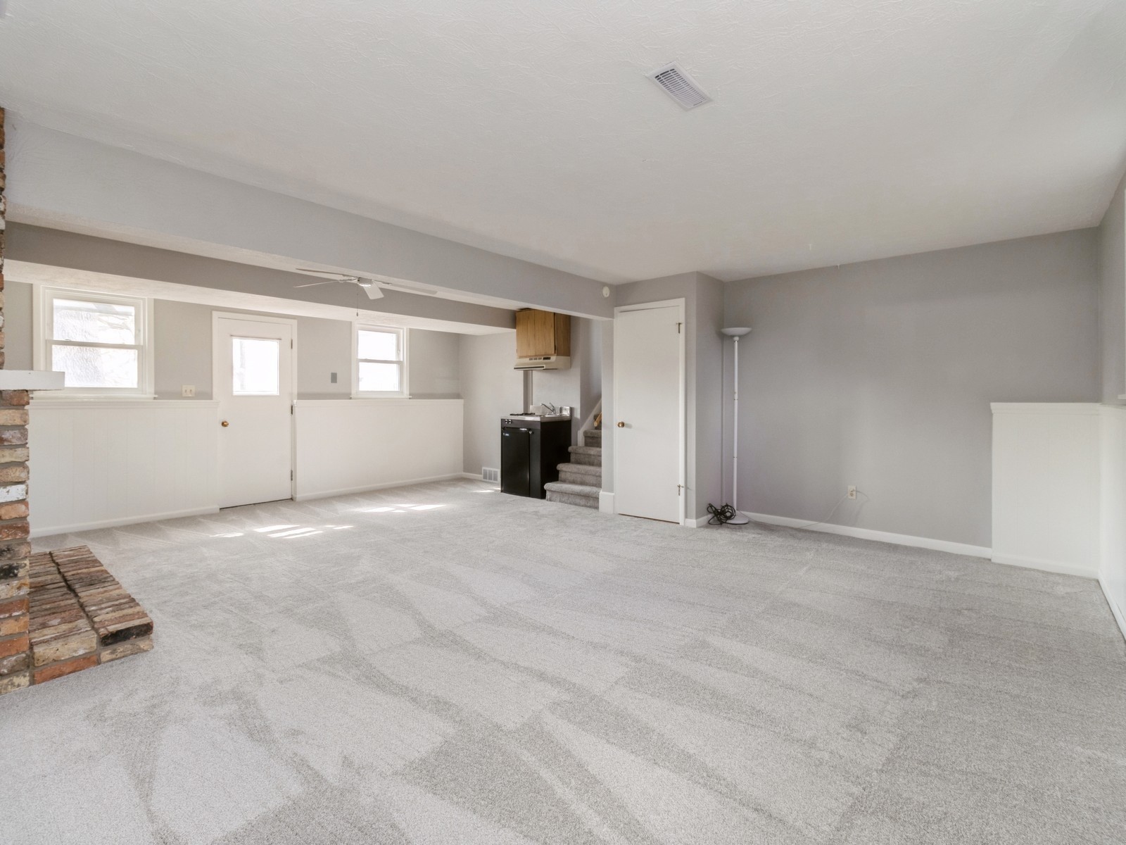 4929 E Oakwood Drive, Pleasant Hill, Iowa image 25