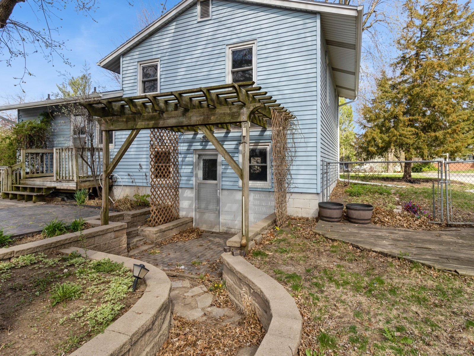 4929 E Oakwood Drive, Pleasant Hill, Iowa image 34