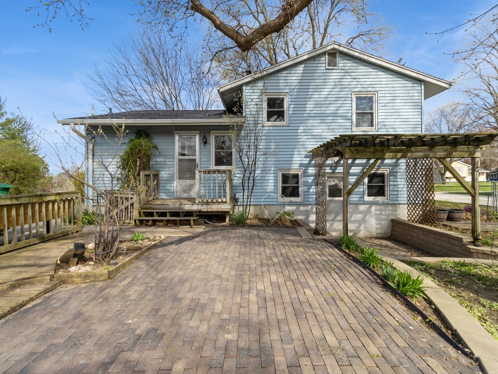 4929 E Oakwood Drive, Pleasant Hill, Iowa image 33