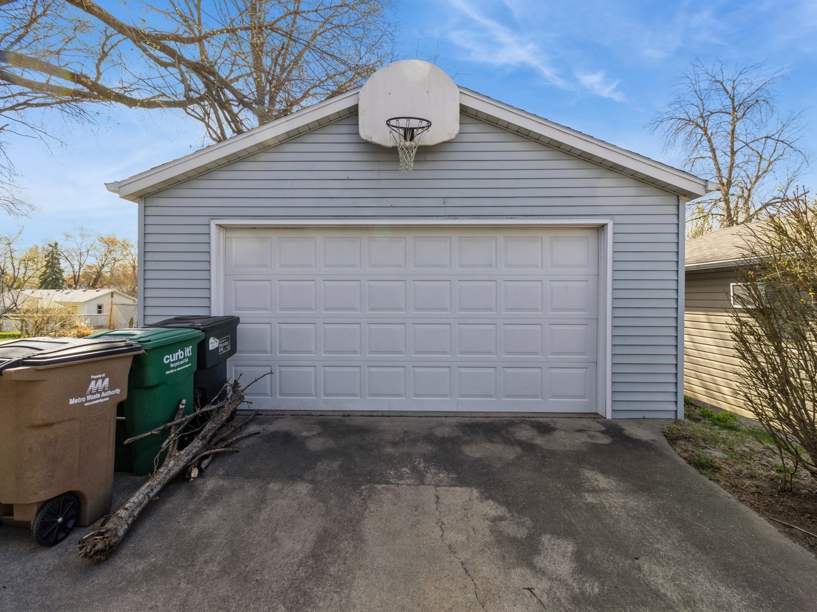 4929 E Oakwood Drive, Pleasant Hill, Iowa image 31