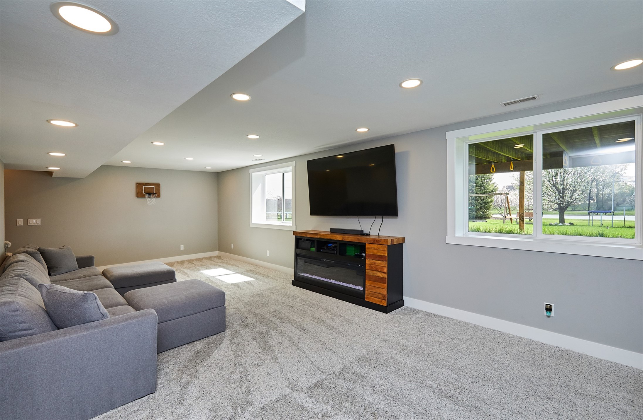 1403 93rd Street, West Des Moines, Iowa image 18