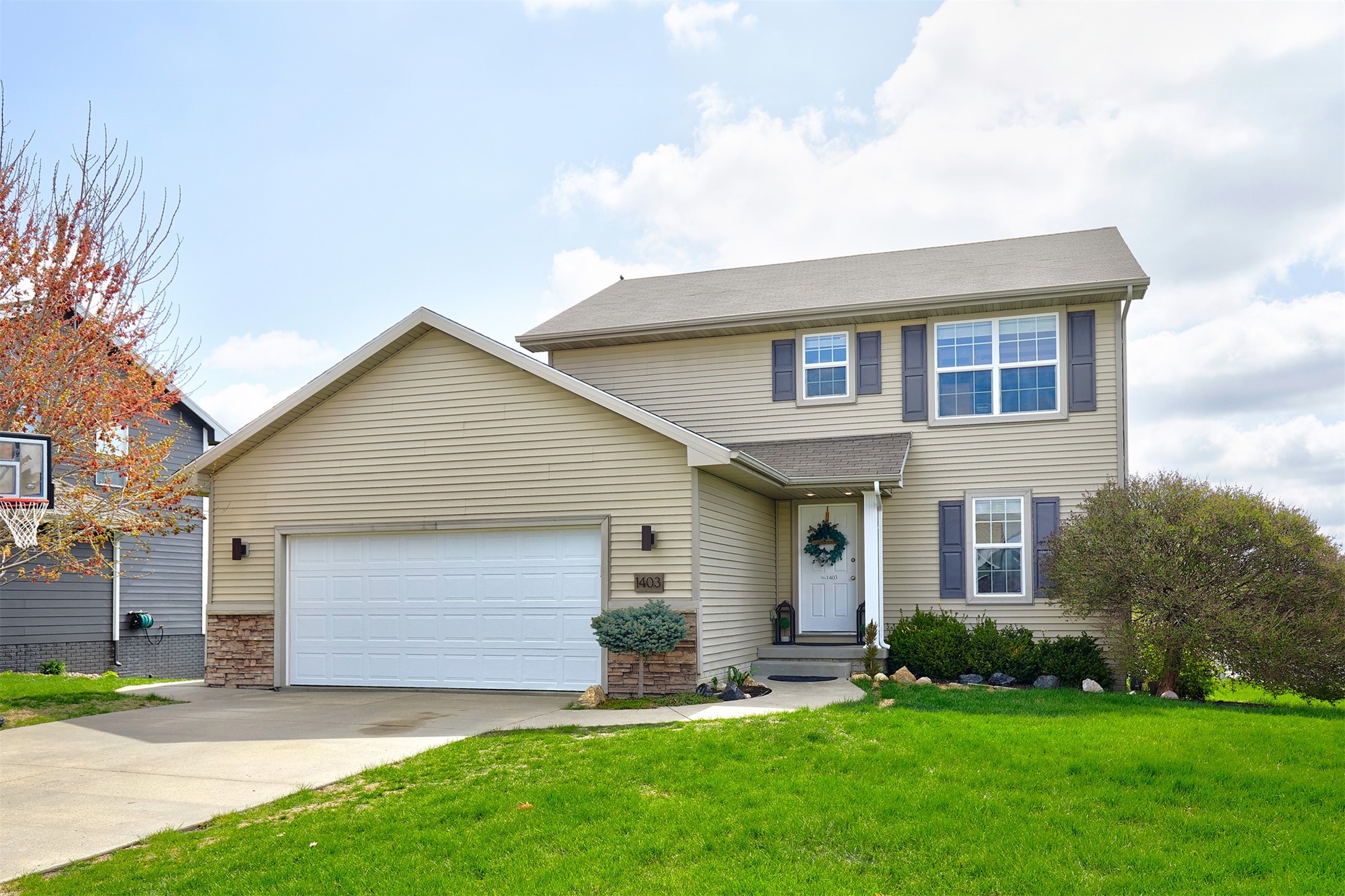1403 93rd Street, West Des Moines, Iowa image 1