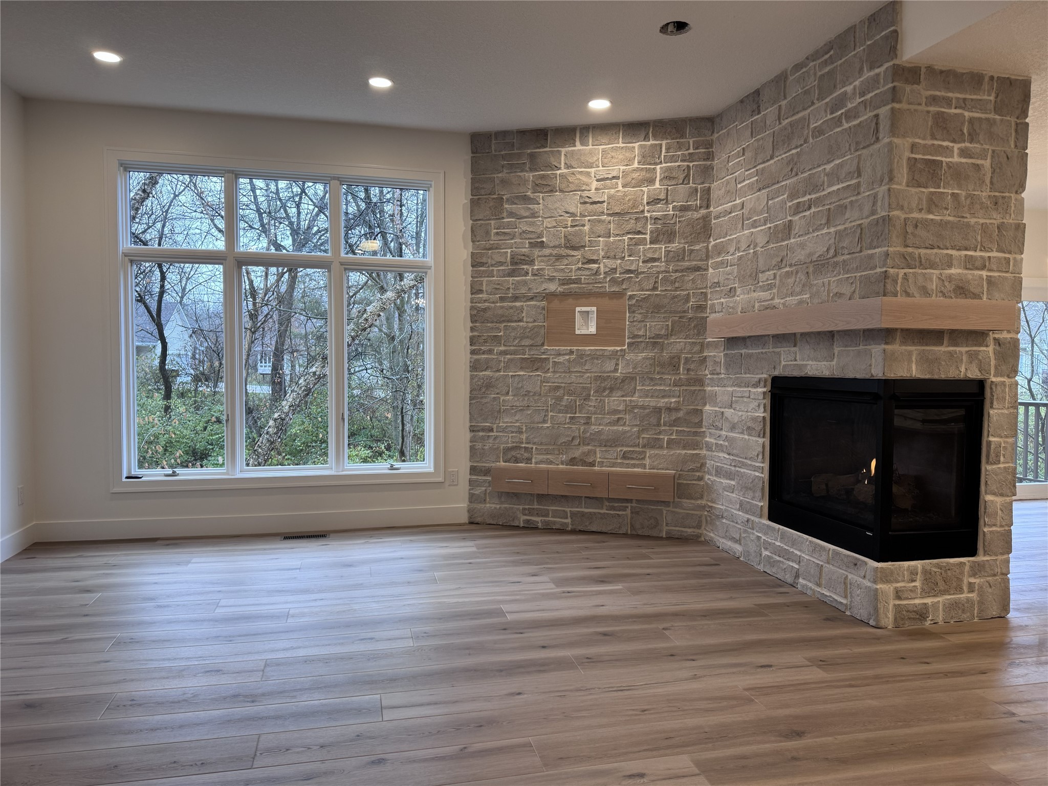 13098 Pinecrest Lane