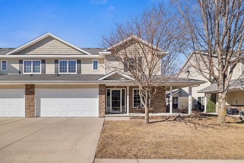 Condo For Sale - 2770 NW 154th Court<br/> Clive, IA 50325