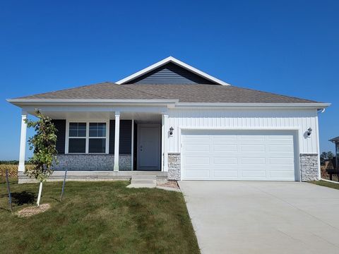 Homes For Sale - 2402 Chan Drive<br/> Adel, IA 50003