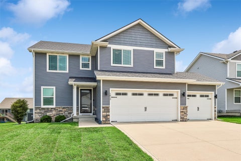 Homes For Sale - 1813 Southbridge Drive<br/> Dallas County, Adel, IA 50003