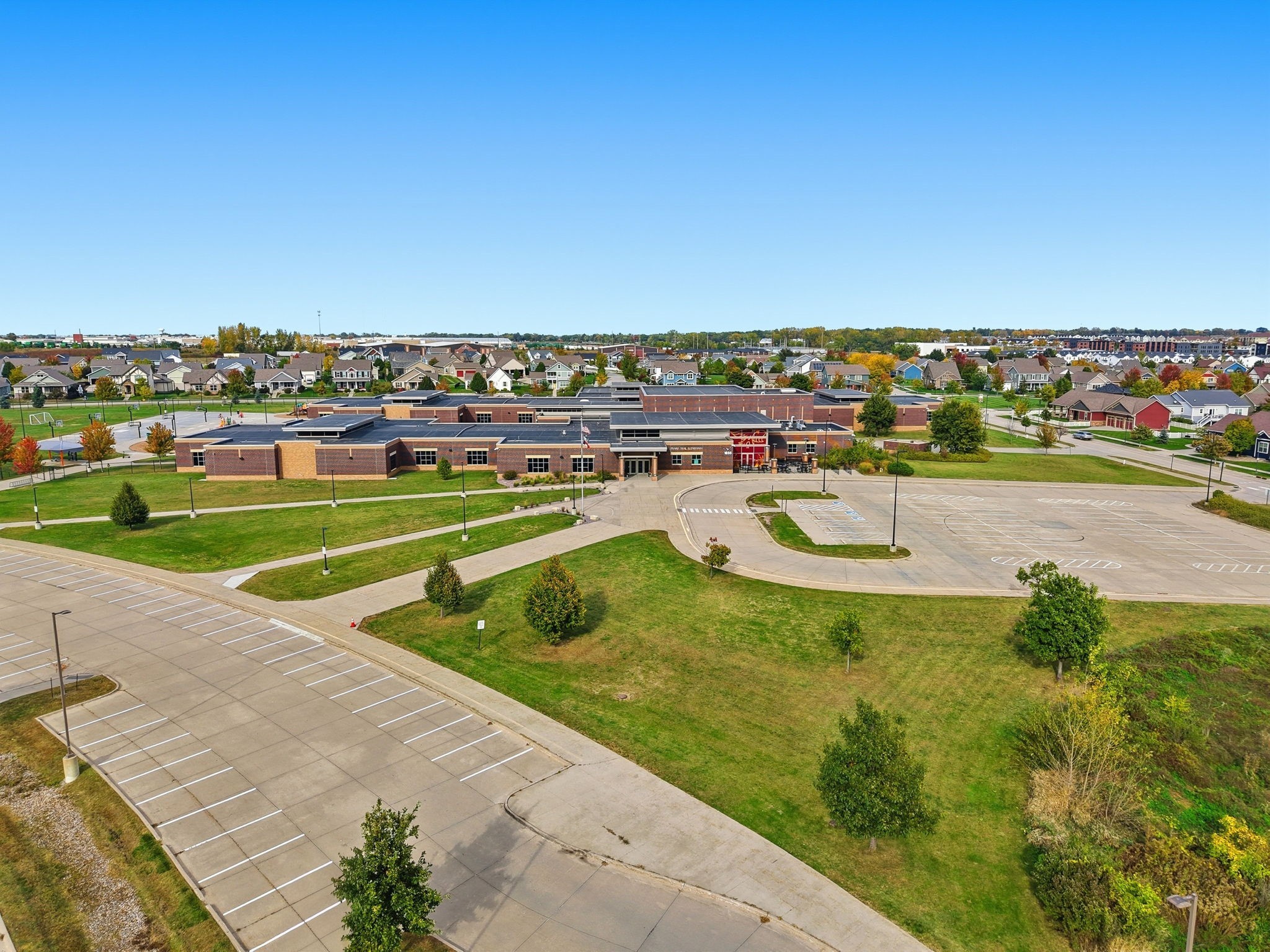 2112 SW Cascade Falls Drive