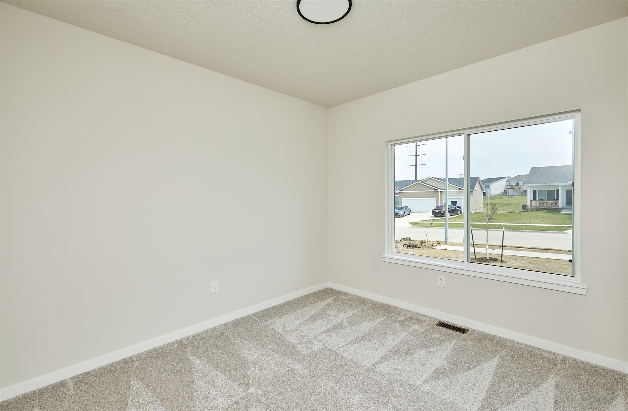 5530 167th Street, Urbandale, Iowa image 6