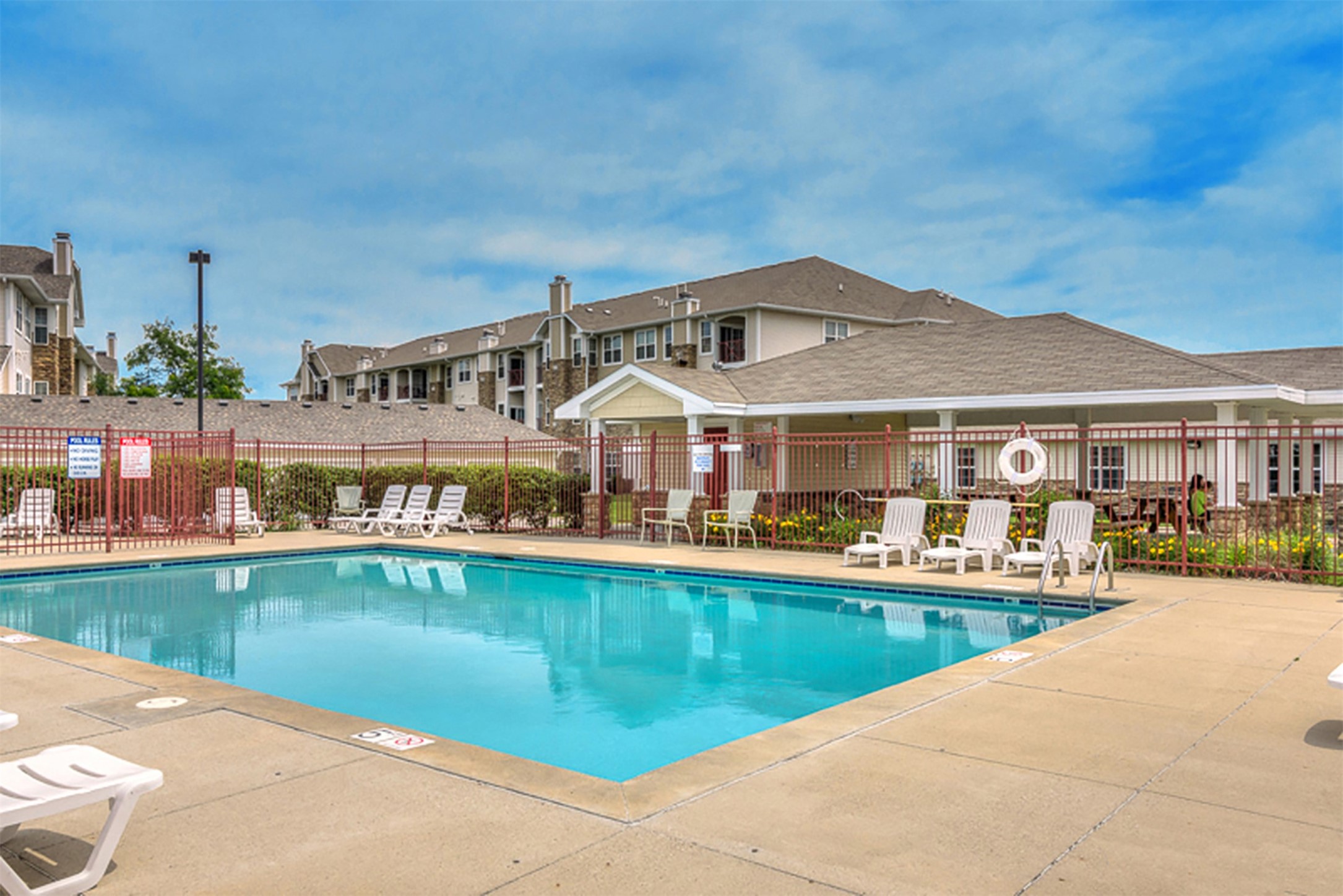 5950 S Winwood Drive, Johnston, Iowa image 31