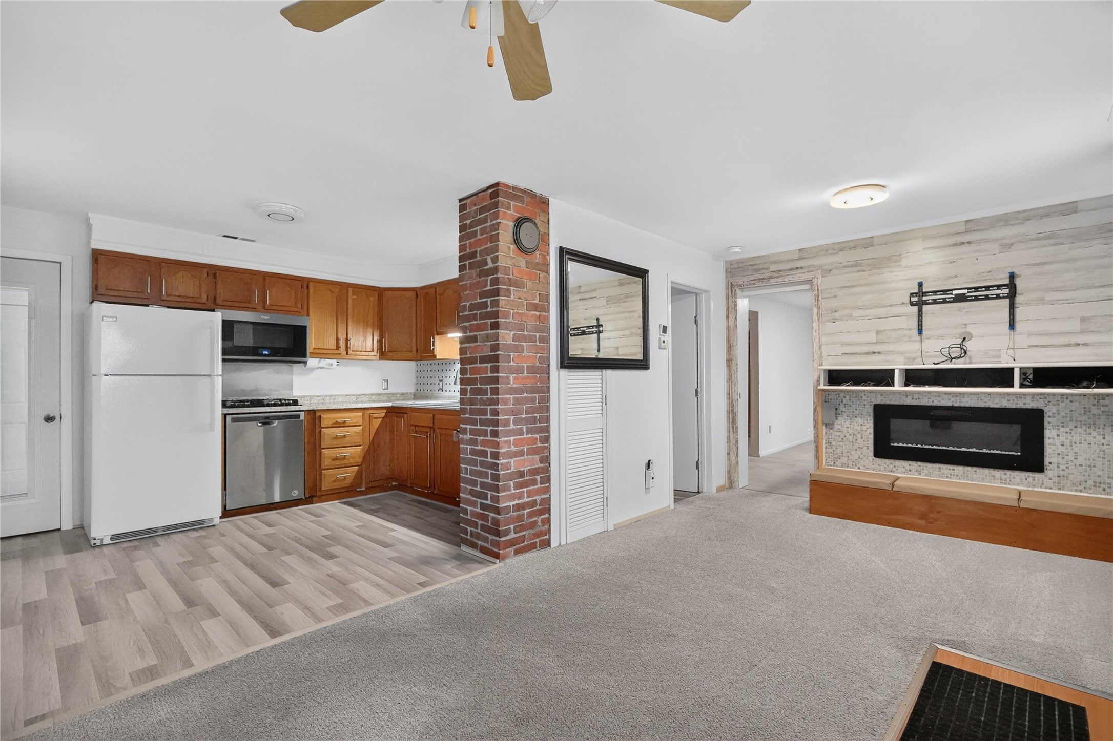 820 Maple Street