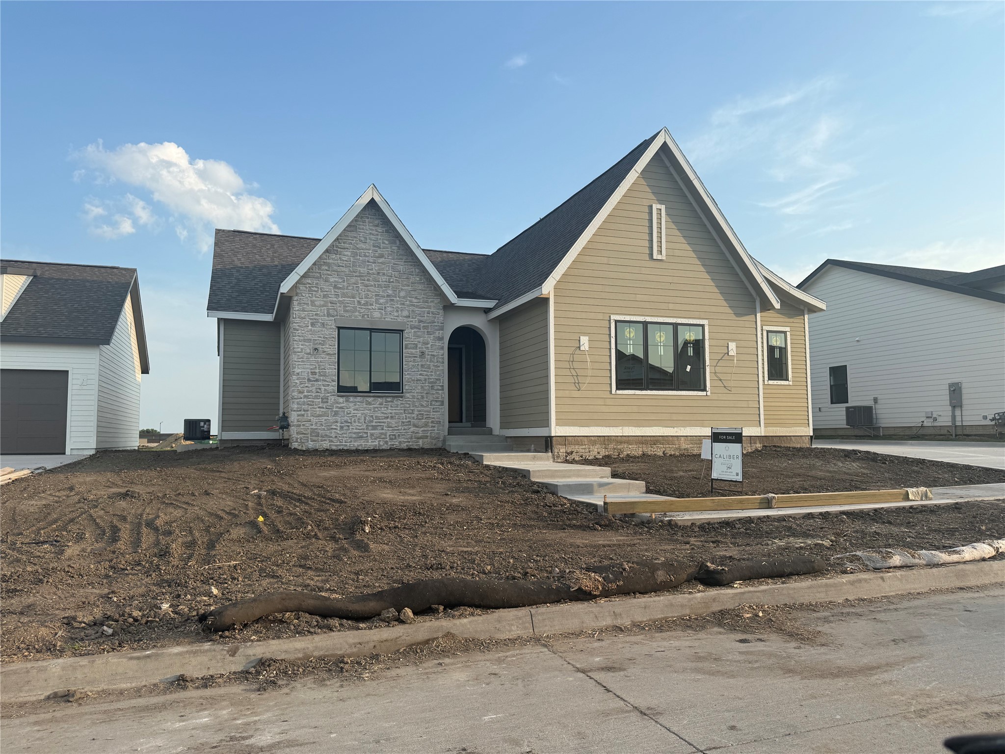307 SW 17th Street