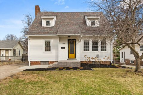 Homes For Sale - 1505 43rd Street<br/> Des Moines, IA 50311